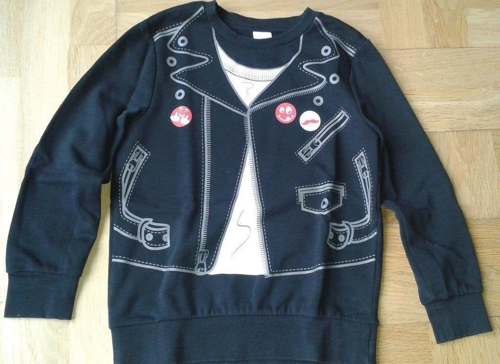 Zwarte sweater met print maat 134, Kinderen en Baby's, Gebruikt, Trui of Vest, C & A, Ophalen of Verzenden