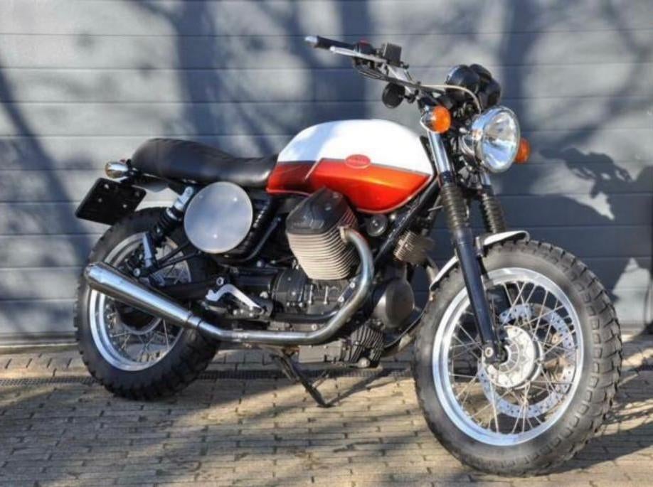 Moto Guzzi V7 Classic, Motoren, Motoren | Moto Guzzi, 2 cilinders, 744 cc, Motorrijbewijs A, Gebruikt