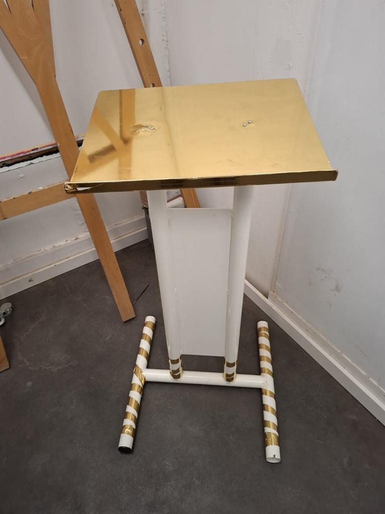 Lessenaar/ spreekstoel, Ophalen, Rechthoekig, 50 tot 100 cm