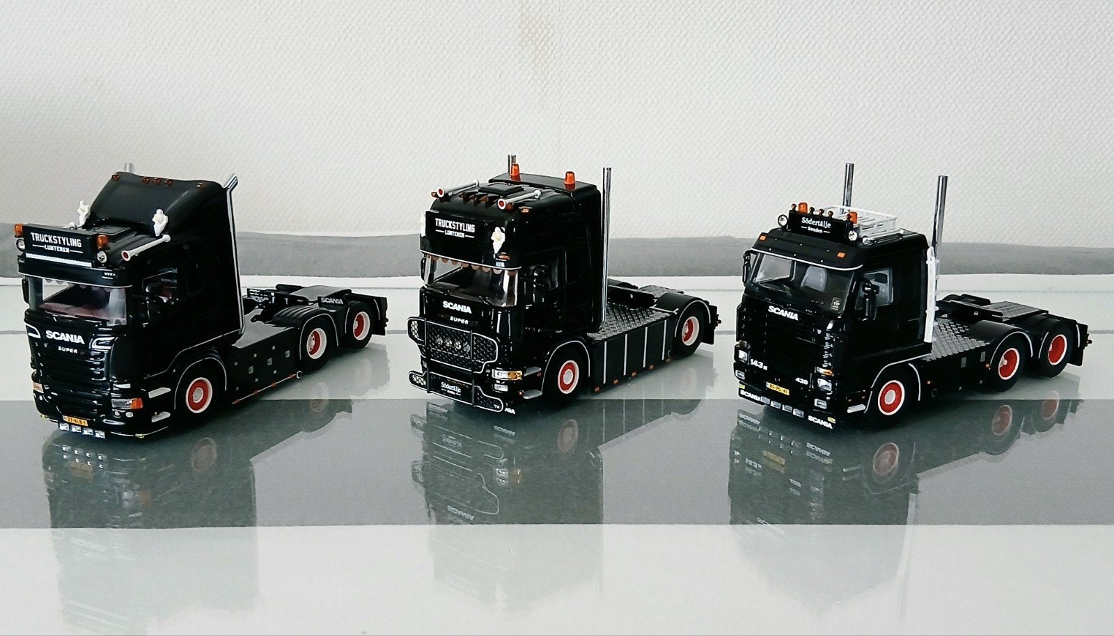 WSI Truckstyling Lunteren set, Hobby en Vrije tijd, Ophalen of Verzenden, Nieuw, Bus of Vrachtwagen, Wsi
