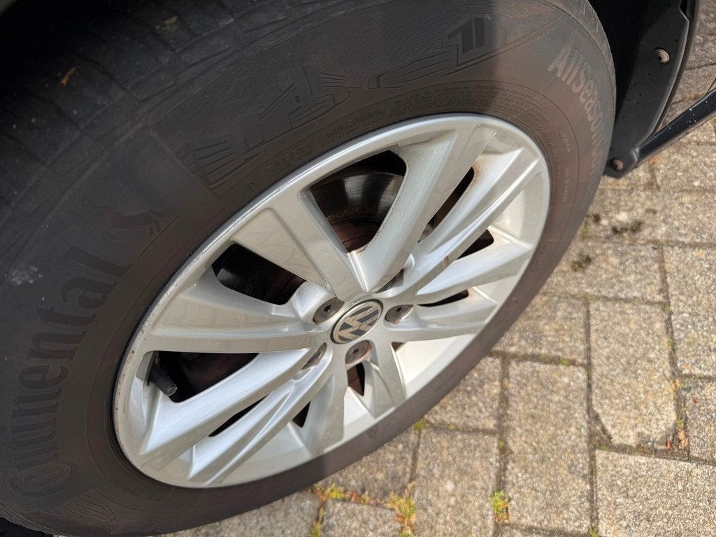 Volkswagen Polo 1.2 TSI Comfortline Automaat Hele Nette, Auto's, Volkswagen, Euro 5, Stof, 4 cilinders, Met garantie (alle)