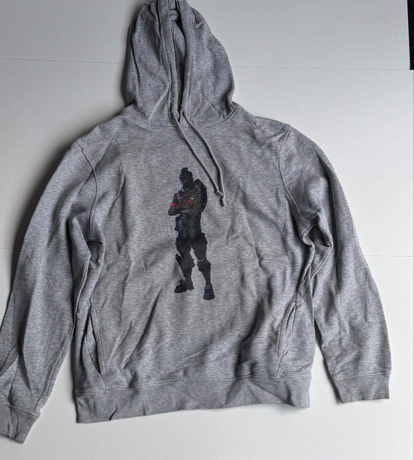 Grijze hoodie met Fortnite print - Maat M customized, Ophalen, Gedragen, Maat 48/50 (M), Grijs