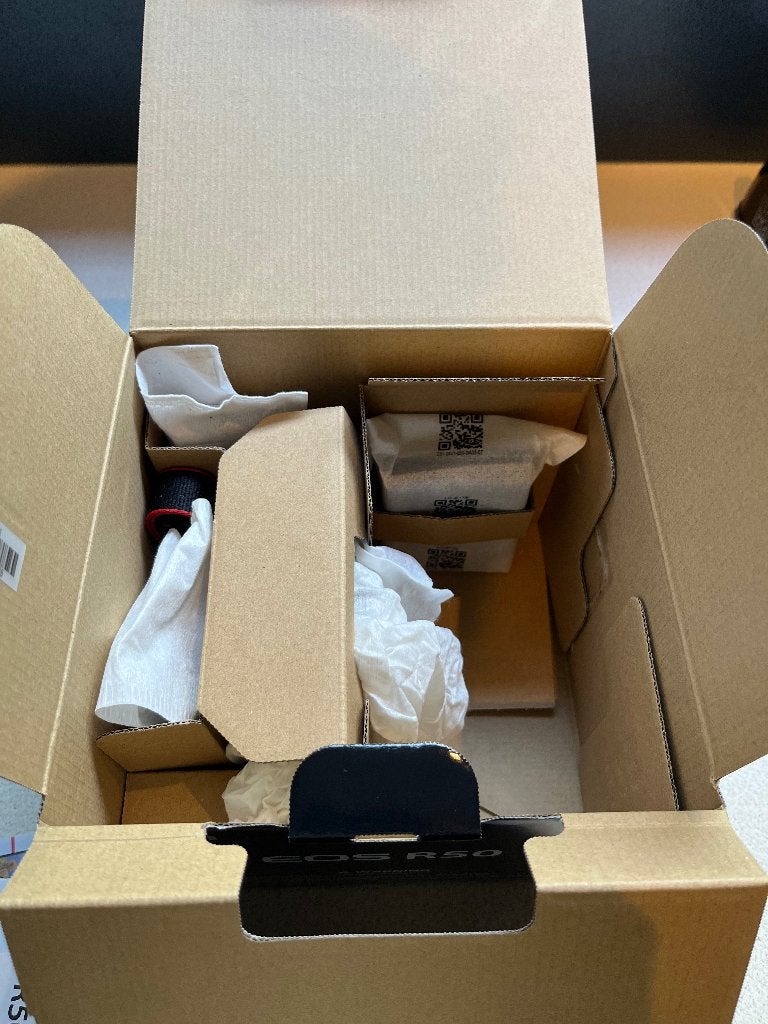 Foto 5 van Canon EOS R50 Systeemcamera body - Nieuw in doos