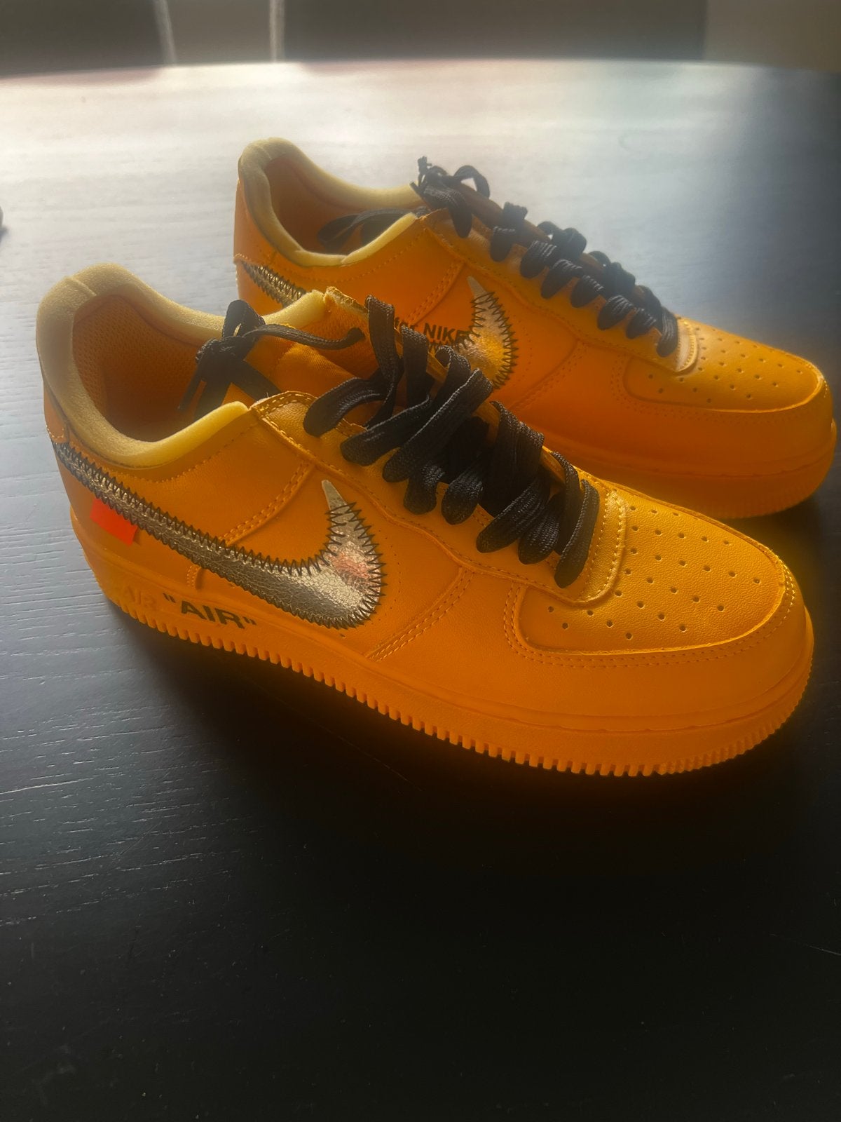 Nike Air Force 1 Low Off-White 'Lemonade' - Maat 39, Ophalen of Verzenden, Zo goed als nieuw, Overige kleuren, Sneakers of Gympen