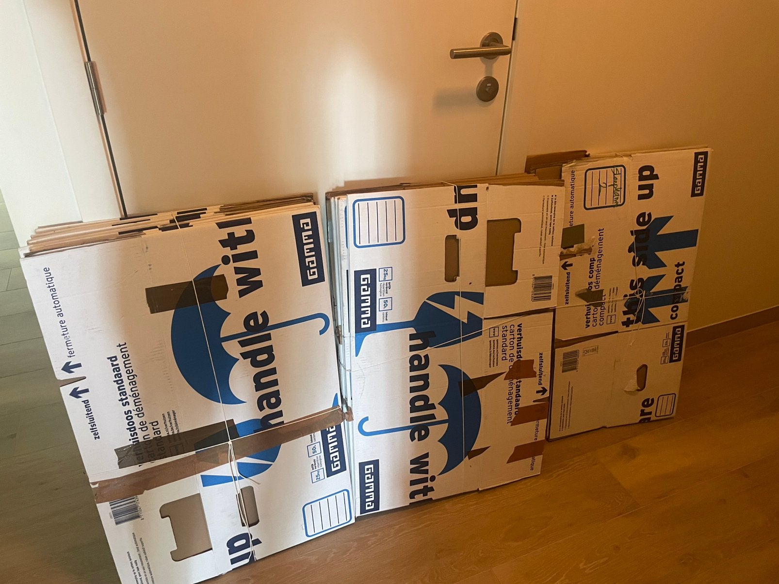 25 verhuis dozen, Doe-het-zelf en Verbouw, Kratten en Dozen, Ophalen, Doos, 40 tot 60 cm, 50 tot 75 cm