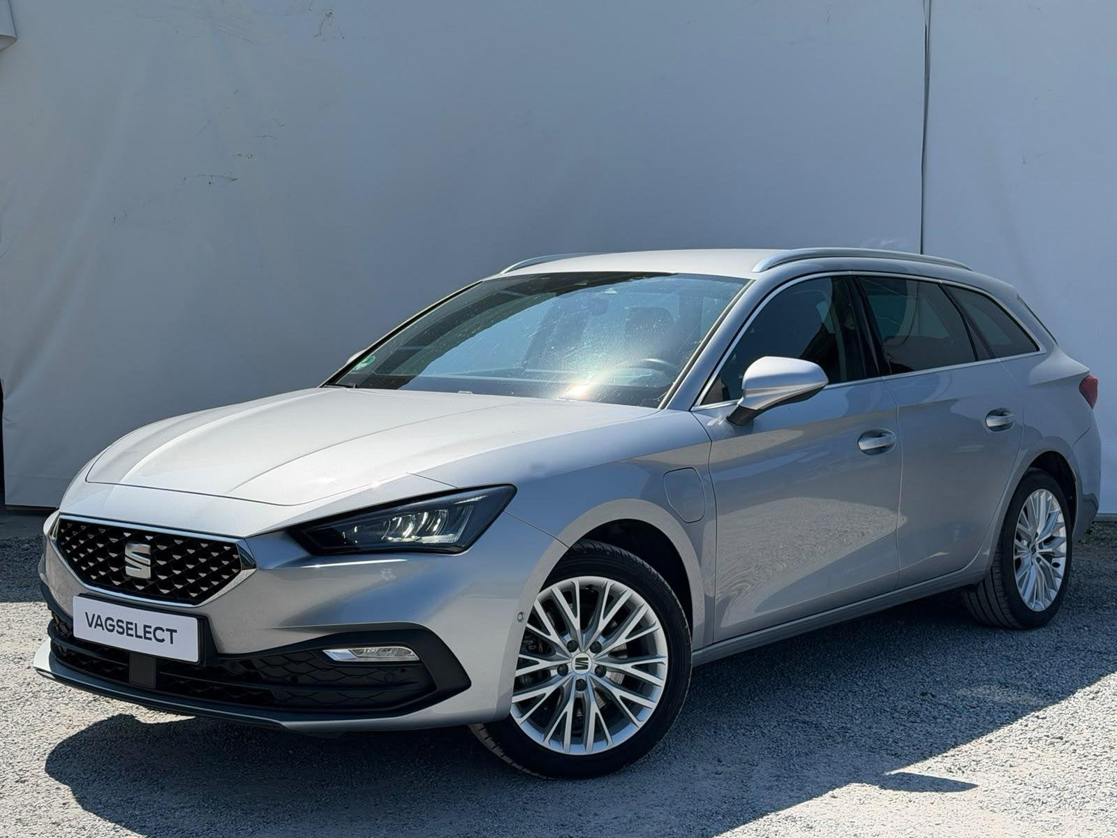 SEAT Leon Sportstourer 1.4 TSI eHybrid PHEV FR Business Inte, Auto's, Dealer onderhouden, Stof, Gebruikt, Euro 6