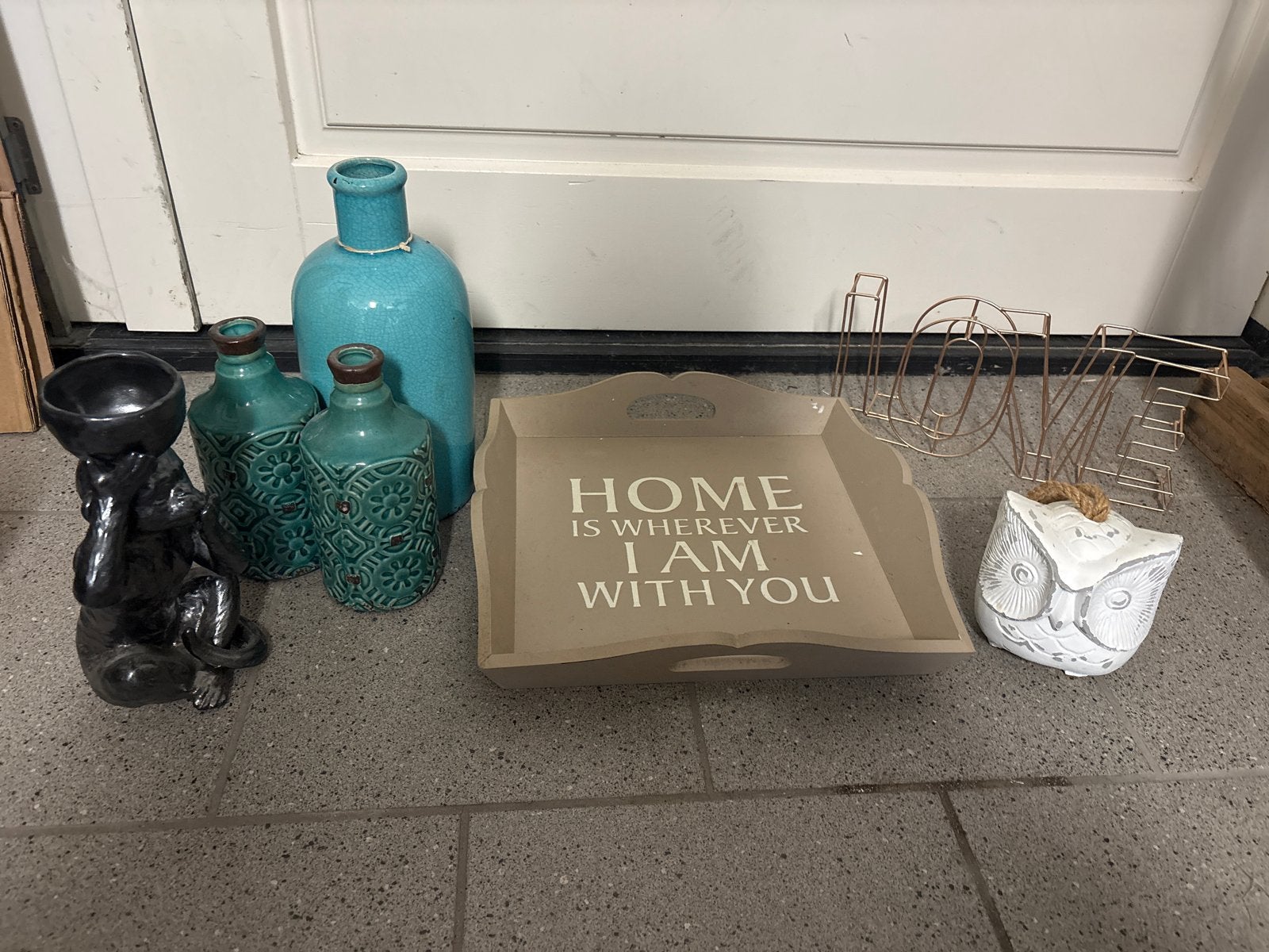 Diverse decoratie: aap, vazen, dienblad, uil, LOVE-letters, Ophalen, Gebruikt, Meerkleurig, Overige stijlen