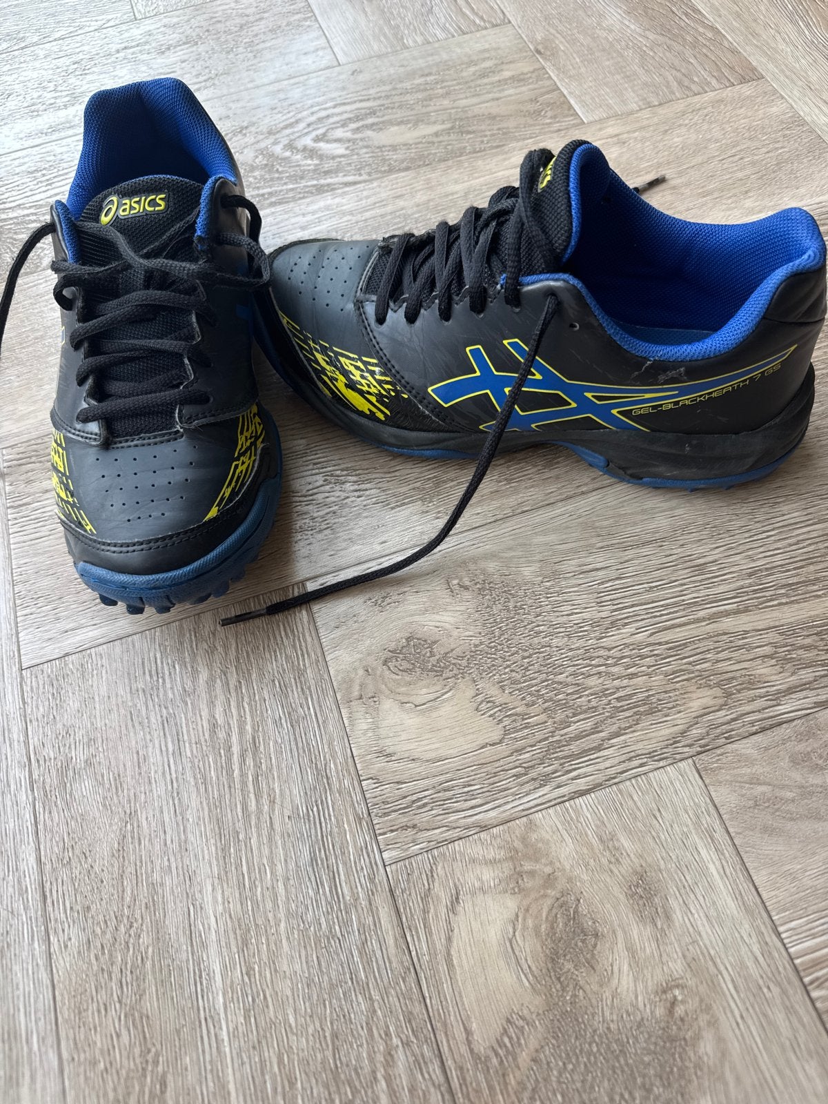 Asics korfbal/sportschoenen maat 37, Ophalen of Verzenden, Zo goed als nieuw