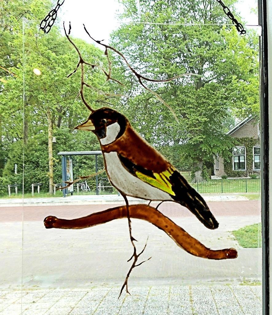 glas putter op tak brandschilderwerk vogel, Ophalen, Nieuw
