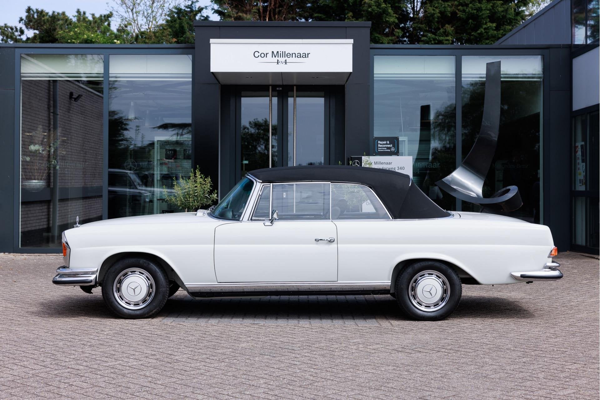 Mercedes-Benz 280 W111 SE Cabriolet | Volledig gerestaureerd, foto 3