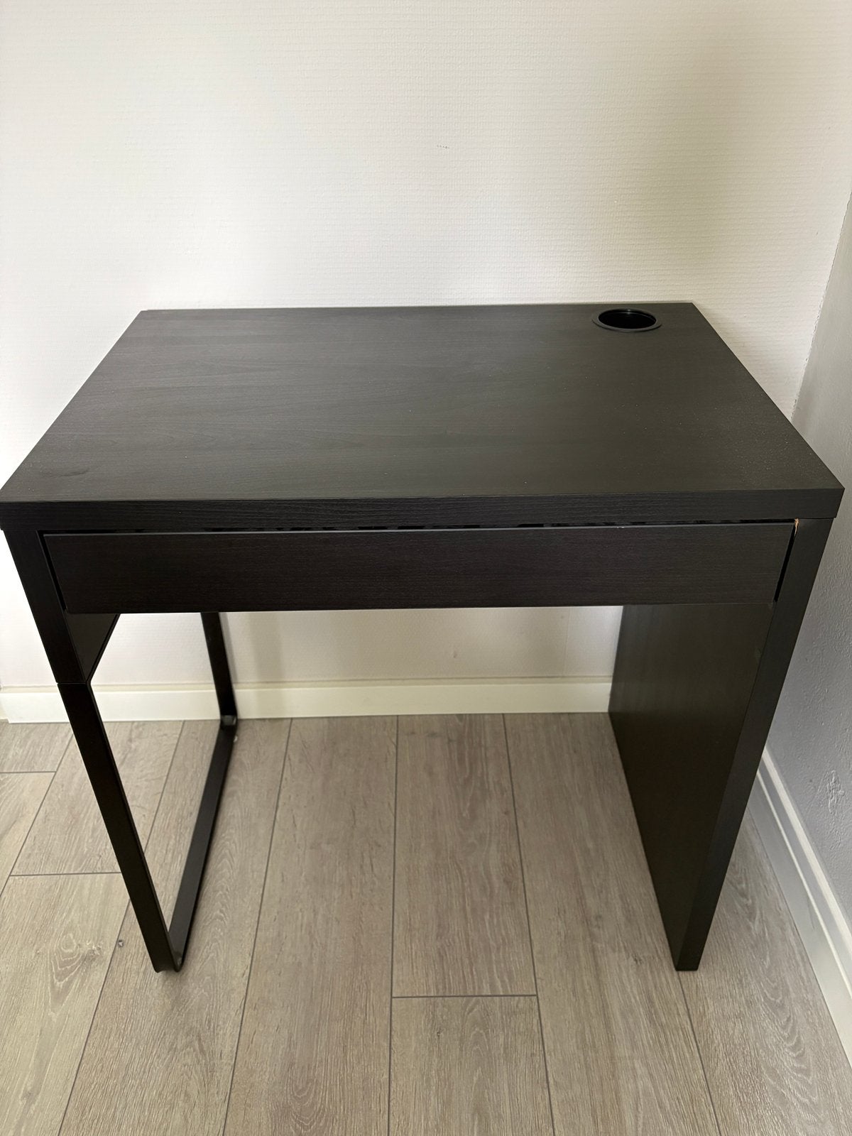 Ikea Micke bureau zwartbruin 73*50, Ophalen, Zwart, Gebruikt, 73 cm