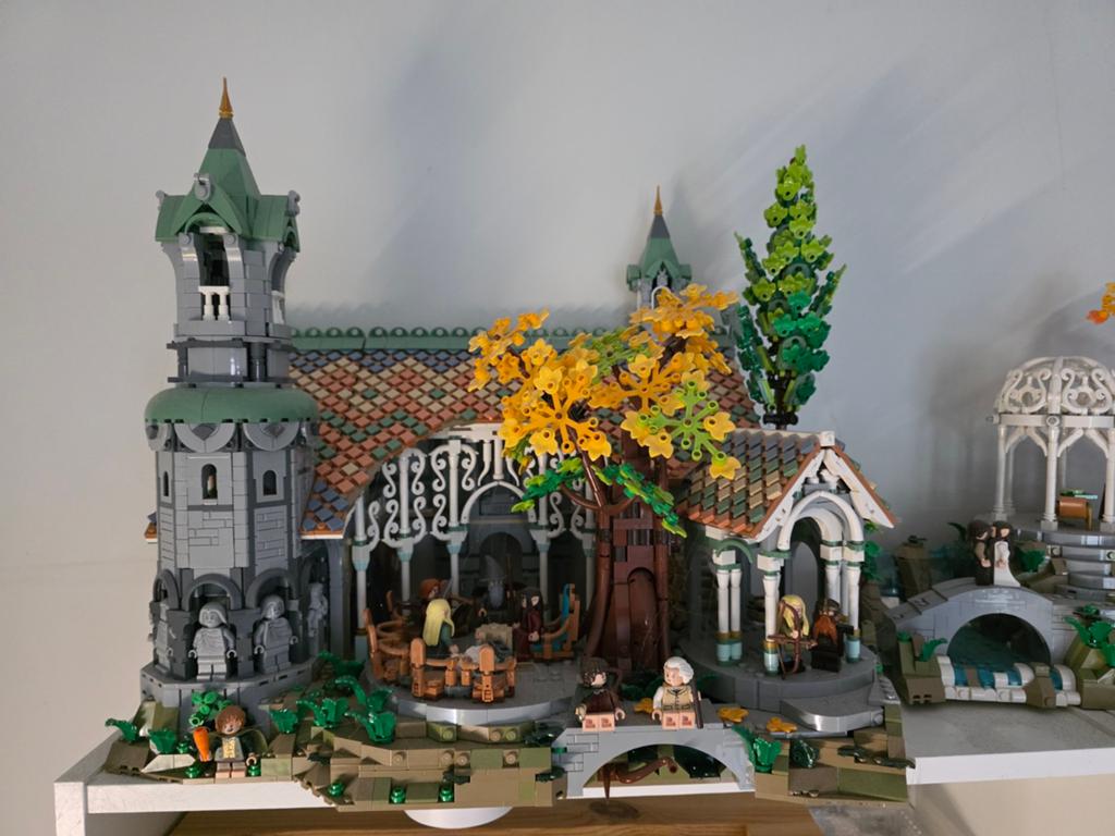LEGO Icons 10316 – Rivendell (Lord of the Rings), Ophalen of Verzenden, Zo goed als nieuw