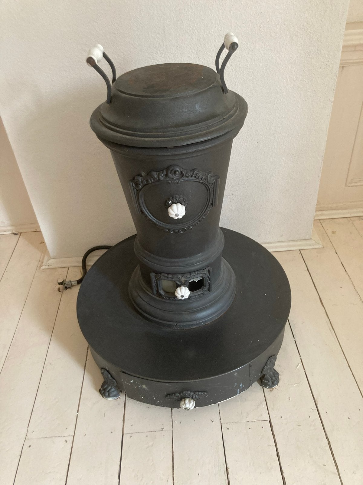 Antieke gietijzeren gaskachel - Decoratief en functioneel, Ophalen, Gebruikt, Gas, Vrijstaand