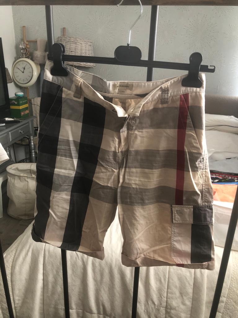 Burberry geruite shorts voor jongens, maat 14Y/158cm, Kleding | Heren, Ophalen of Verzenden, Zo goed als nieuw