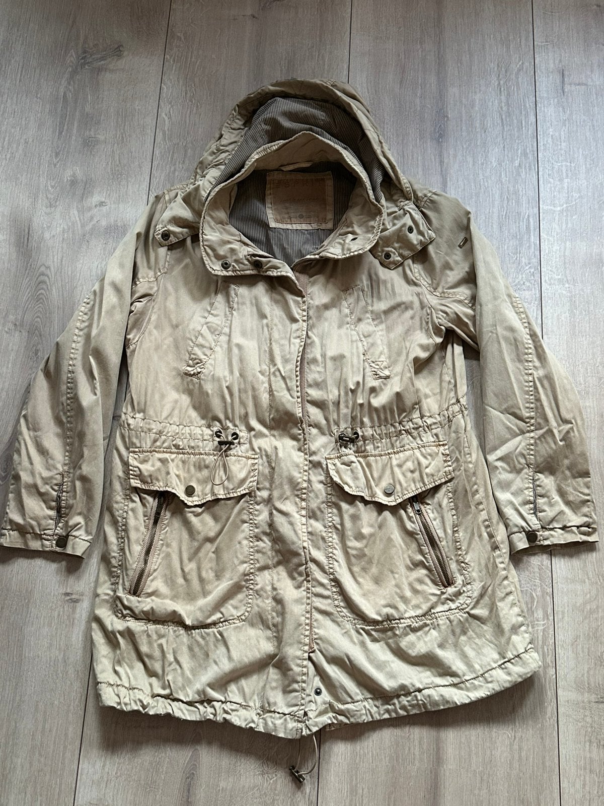 Esprit beige zomerjas maat 44, Beige, Maat 42/44 (L), Ophalen of Verzenden, Zo goed als nieuw