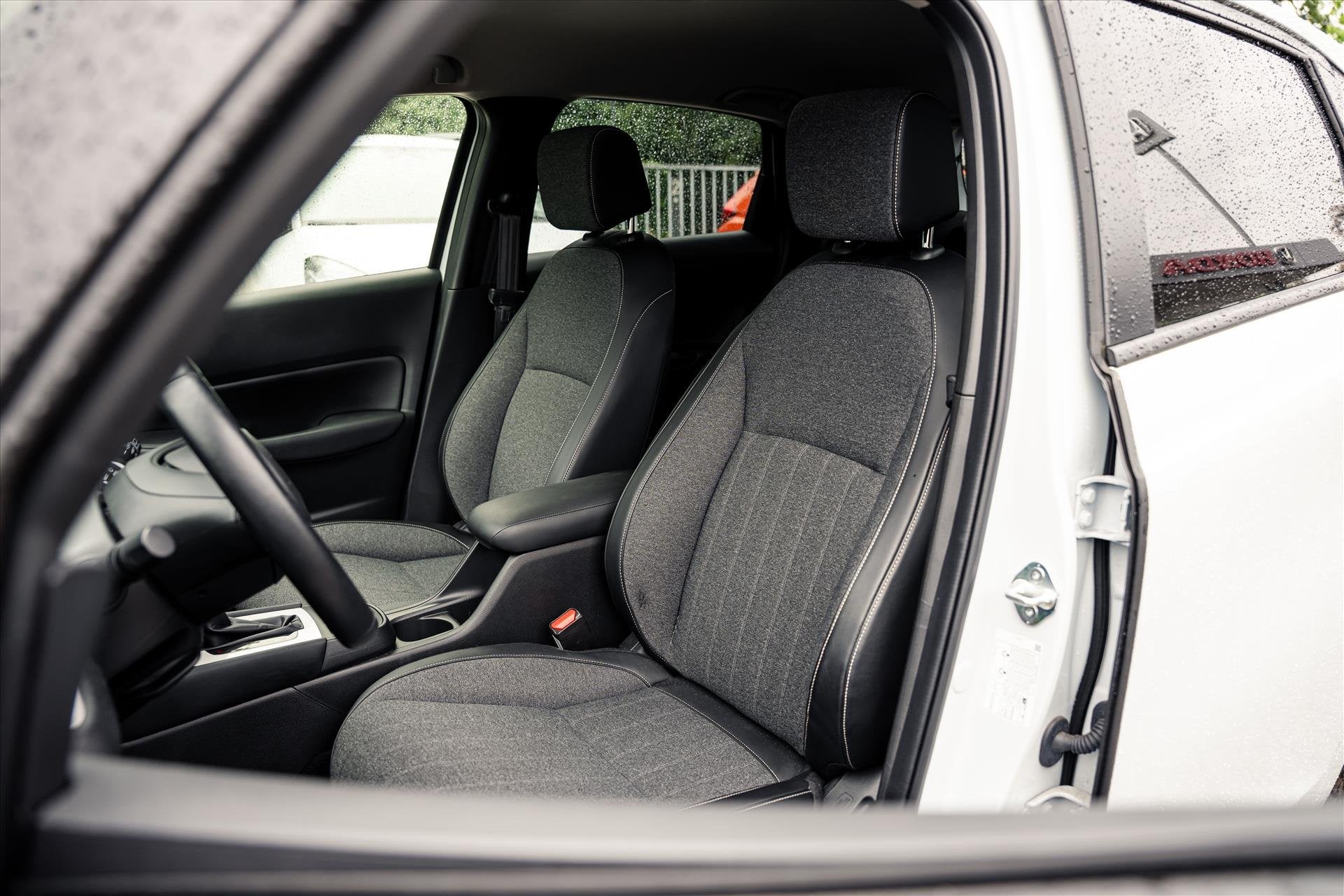 Honda Jazz 1.5 Full Hybrid Advance | Premium Sunlight Silver, Auto's, Automaat, Dealer onderhouden, Lichtsensor, Euro 6