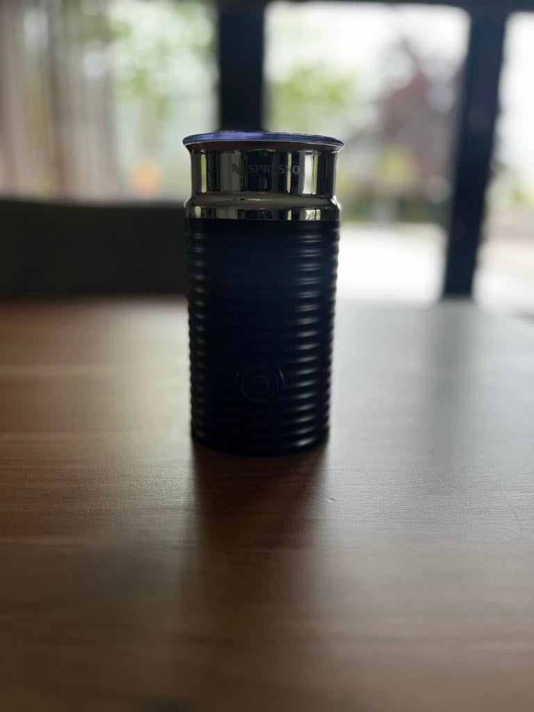 Nespresso Aeroccino melkschuimer (zonder adapter), Ophalen of Verzenden, Gebruikt, Elektrische melkopschuimer