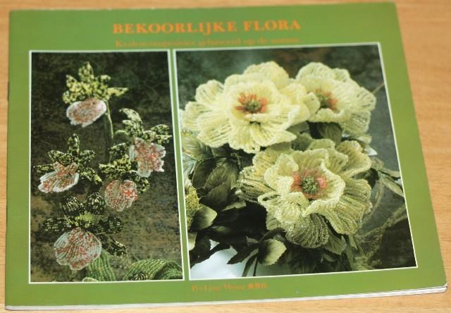 Bekoorlijke Flora, Boeken, Hobby en Vrije tijd, Ophalen of Verzenden, Zo goed als nieuw, Sieraden maken, Geschikt voor kinderen