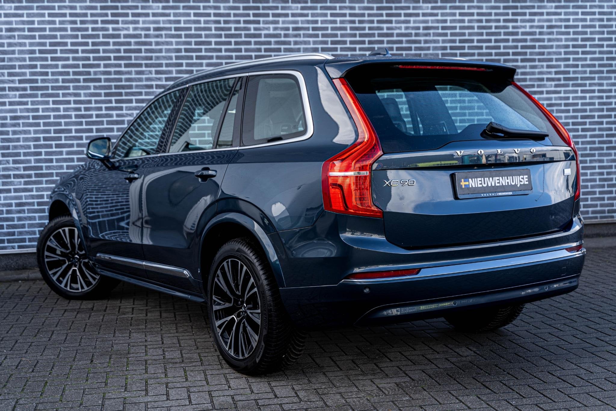 Volvo XC90 2.0 T8 Recharge AWD Ultimate Bright | Plug-in Hyb, Gebruikt, Euro 6, 4 cilinders, Blauw