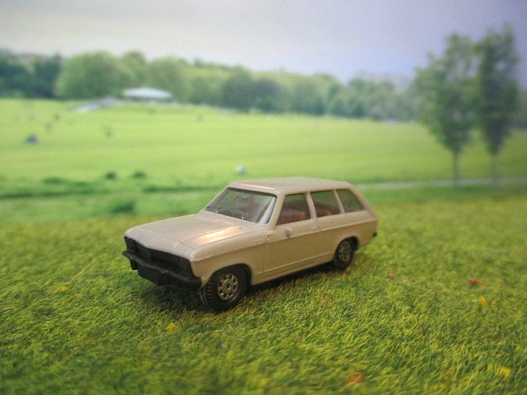Opel Ascona A Voyage - Herpa Stationcar lichtgrijs, Hobby en Vrije tijd, Ophalen of Verzenden, Zo goed als nieuw, Auto, Herpa