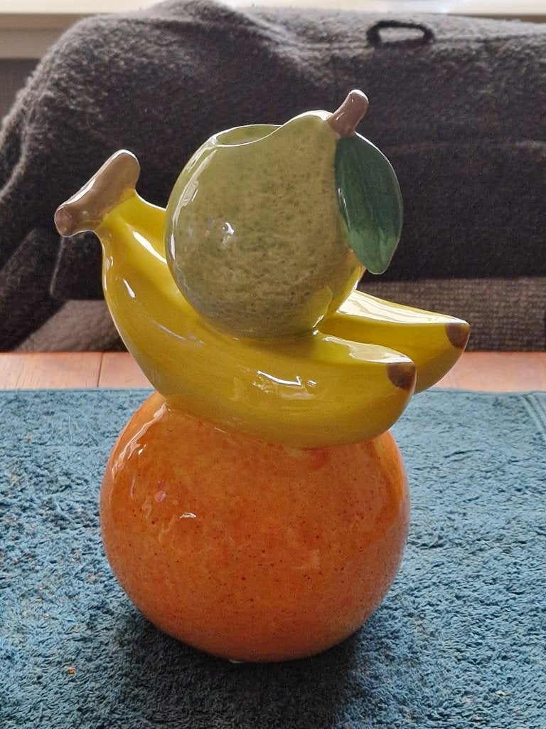 Keramiek Fruitvaas opgebouwd Sinaasappel,Banaan en Peer, Huis en Inrichting, Woonaccessoires | Vazen, Ophalen of Verzenden, Nieuw