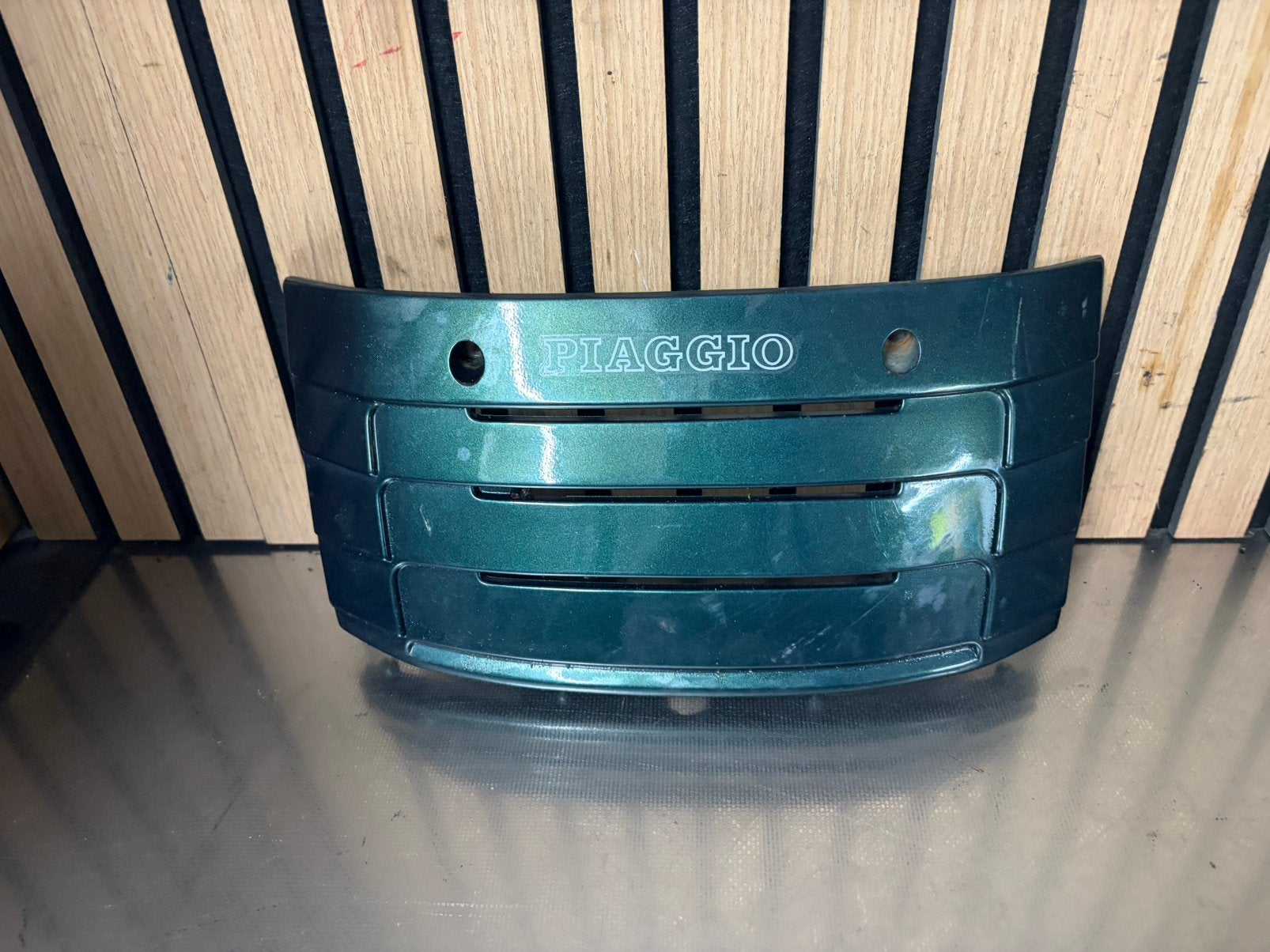piaggio skipper voorkap grill, Ophalen