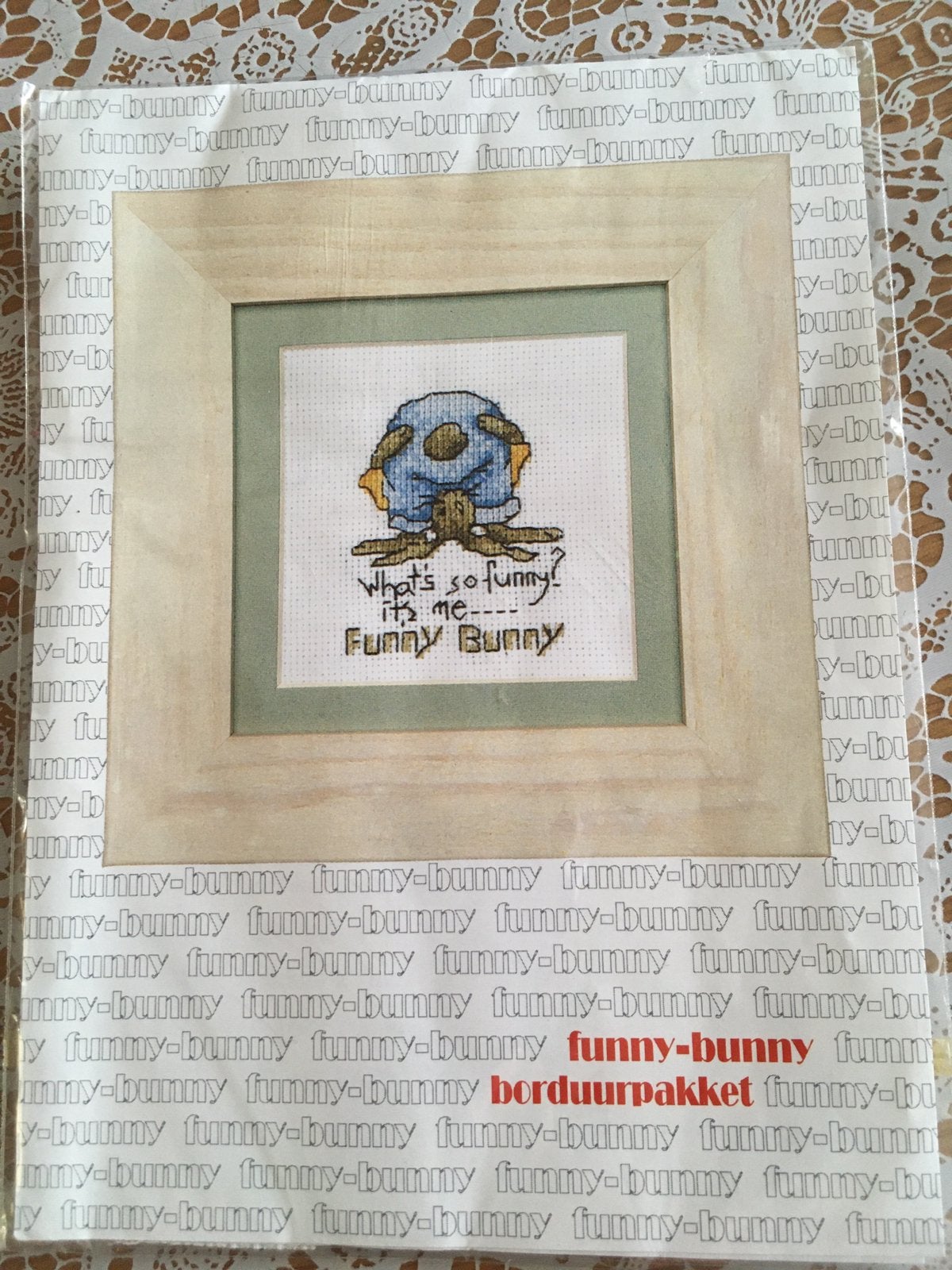 Borduursetje Funny Bunny Nieuw., Hobby en Vrije tijd, Ophalen of Verzenden, Nieuw, Handborduren, Borduurpakket