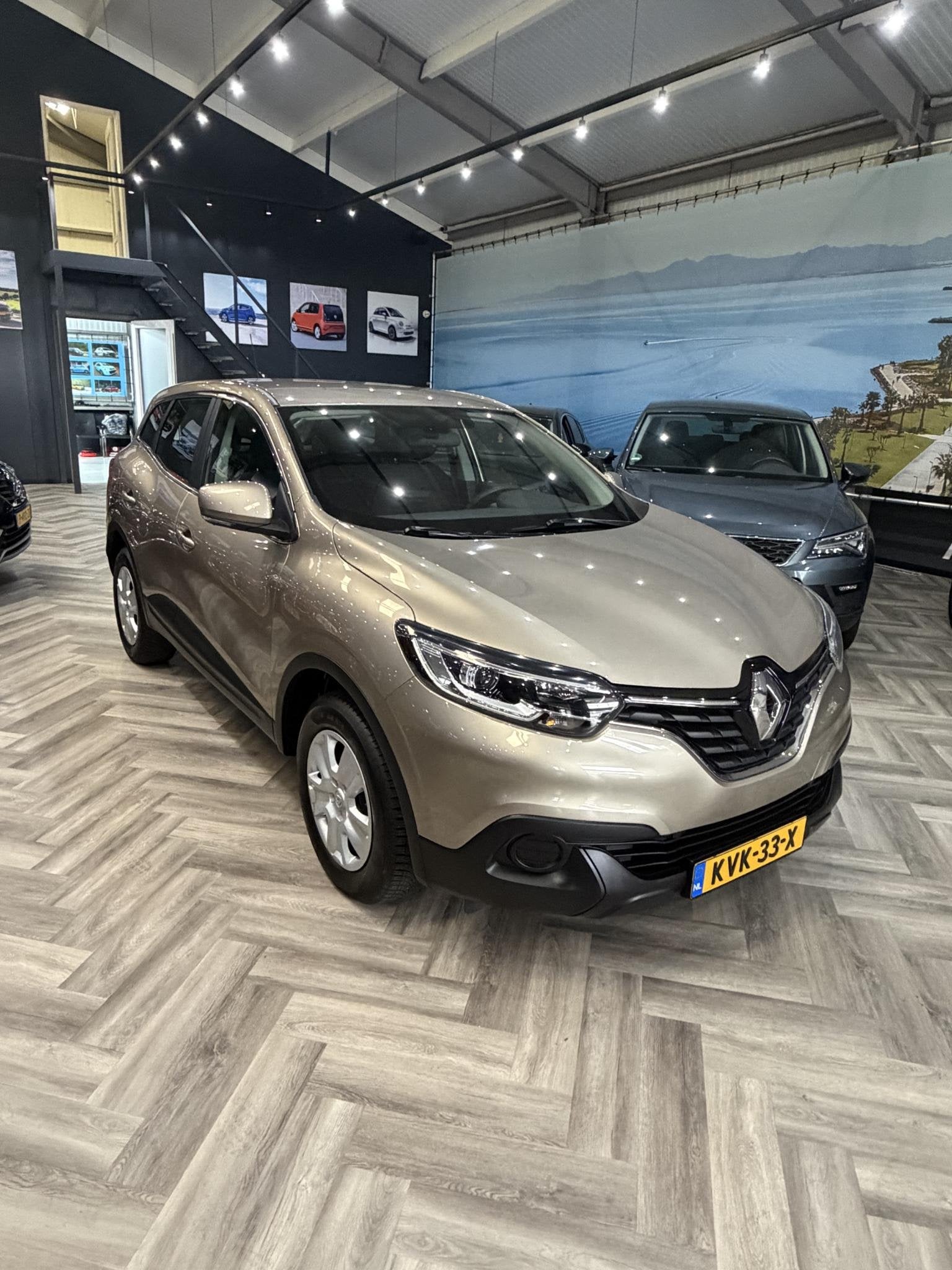 Renault Kadjar 1.2 TCe Life, Voorwielaandrijving, Kadjar, Stof, Euro 6