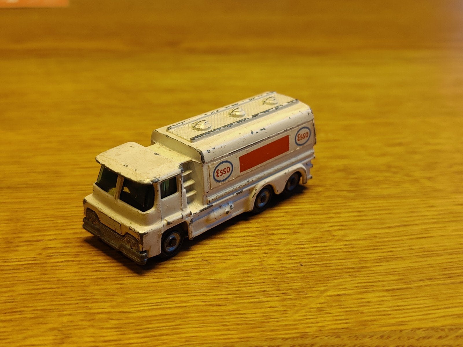 Corgi Juniors Tanker ESSO, Ophalen of Verzenden, Zo goed als nieuw, Bus of Vrachtwagen