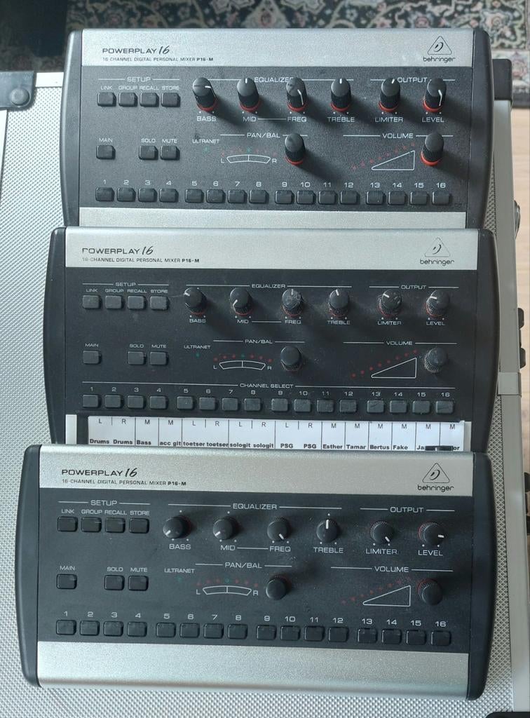 Behringer p16 monitor en behringer distributor, Ophalen, Zo goed als nieuw