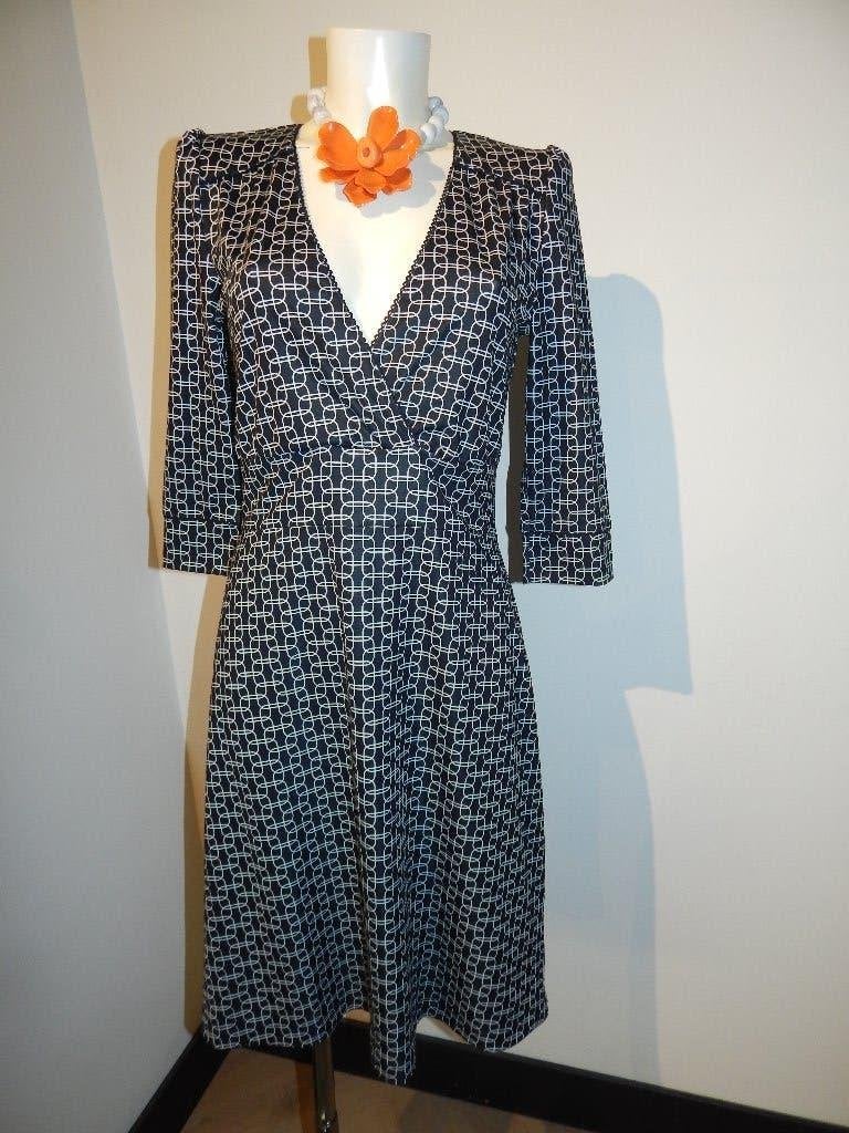 Tante Betsy zwart wit jurk retro print gladde stretch M, Maat 38/40 (M), Tante Betsy, Zwart, Ophalen of Verzenden