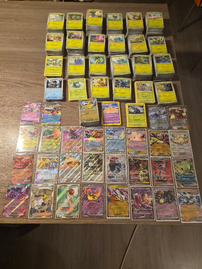 Grote Pokémon Kaart Verzameling - 2250 Kaarten (600 Holo), Ophalen of Verzenden, Zo goed als nieuw, Meerdere kaarten, Foil