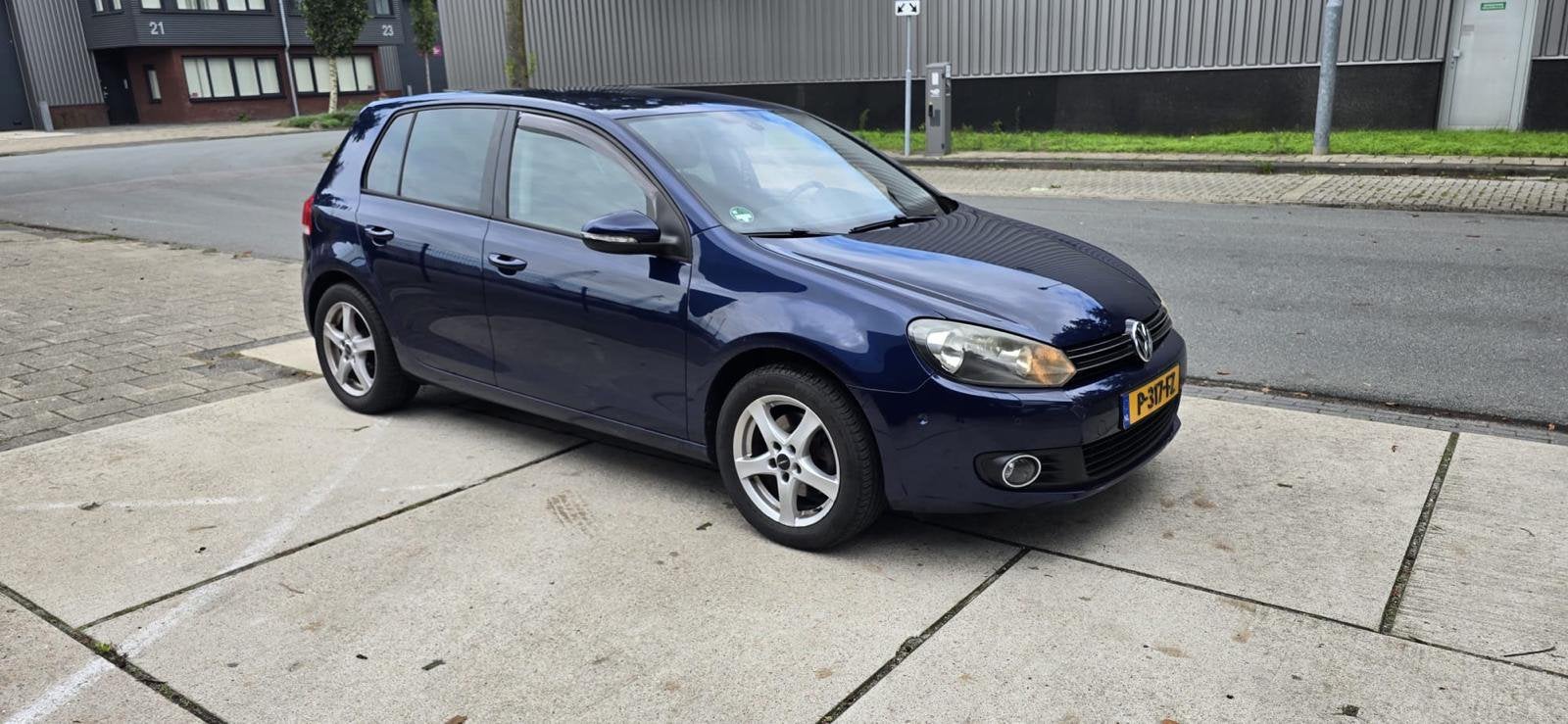 Volkswagen Golf 1.4 TSI 90KW 2010 Blauw - Cruise controle, Euro 5, Stof, 4 cilinders, Blauw