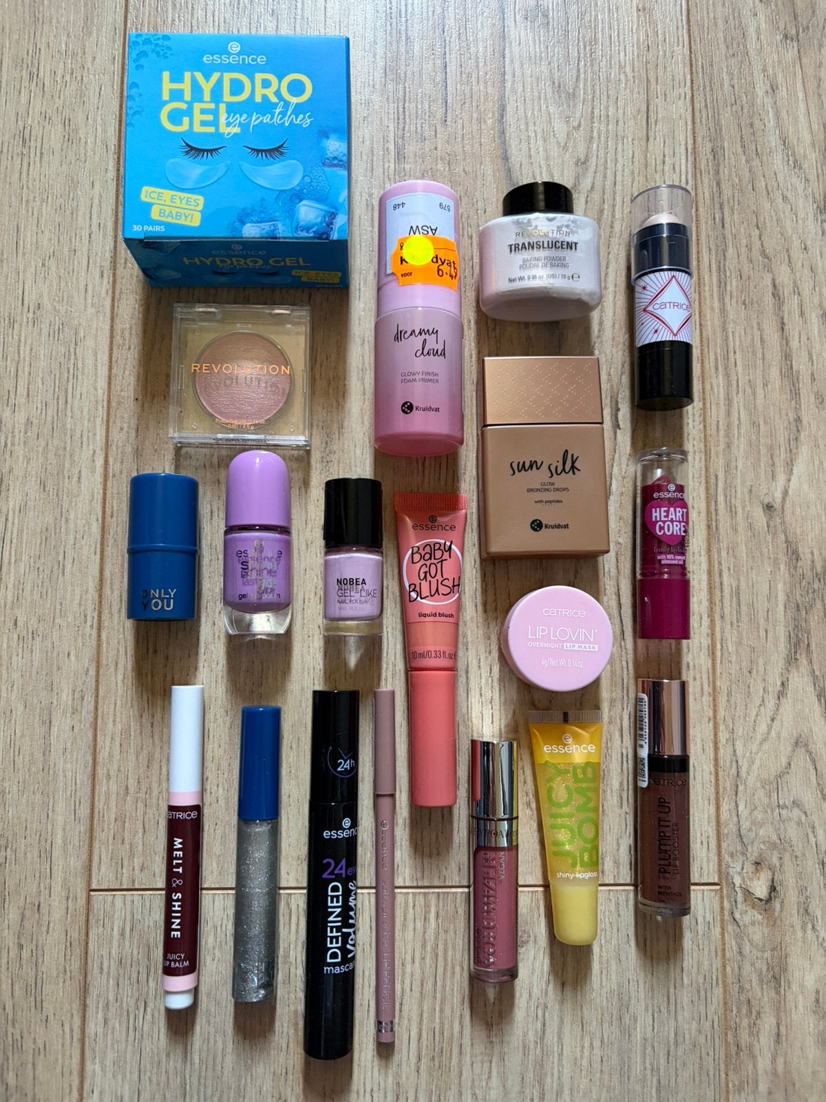Nieuw make-up pakket Catrice, Essence, Kruidvat, Revolution, Overige kleuren, Gehele gezicht, Nieuw, Ophalen of Verzenden