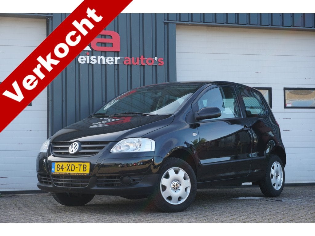 Volkswagen Fox 1.4 Trendline * 39.630 KM * N.A.P |NL AUTO |, Auto's, Voorwielaandrijving, Met garantie (alle), 4 stoelen, Zwart