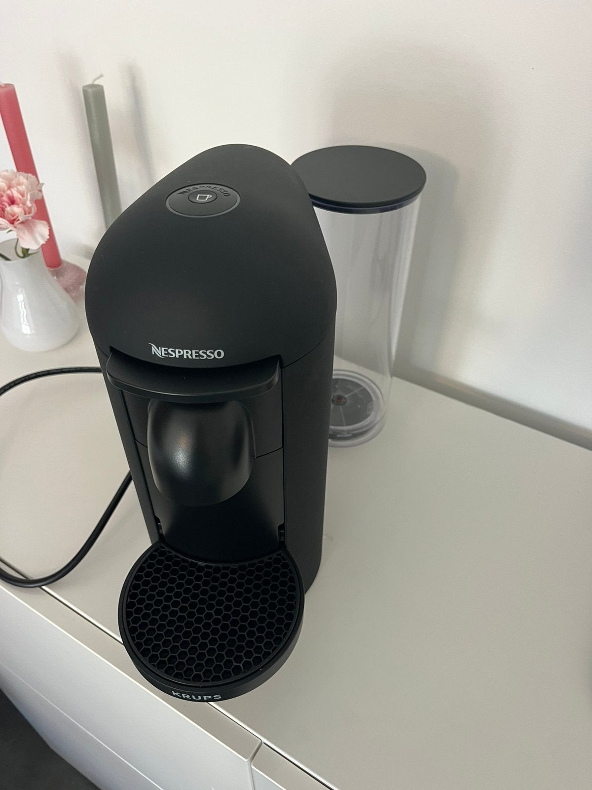 Nespresso vertuo Plus.  Nieuw !!, Witgoed en Apparatuur, Koffiezetapparaten, Ophalen of Verzenden, Nieuw, Koffiemachine