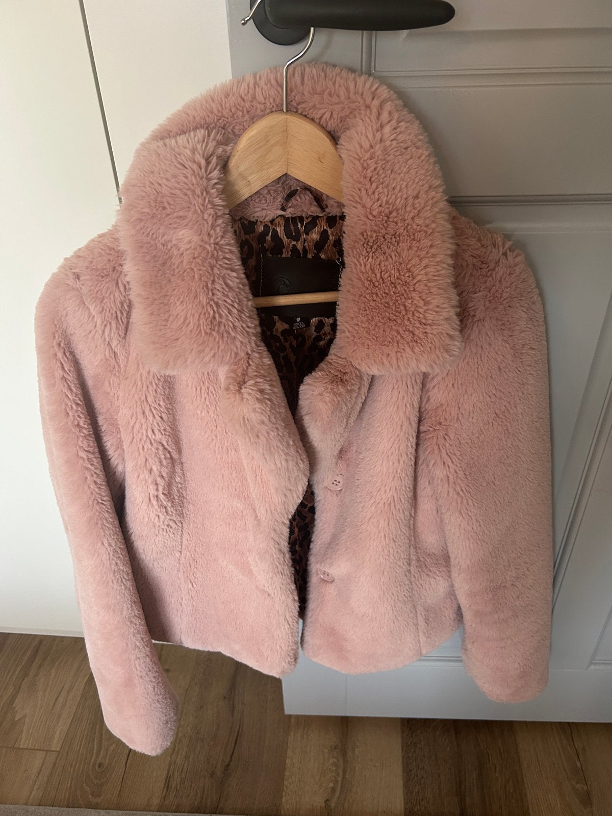 Roze faux fur jasje van Goosecraft, maat XS kan ook als S, Ophalen of Verzenden, Zo goed als nieuw, Maat 34 (XS) of kleiner, Roze