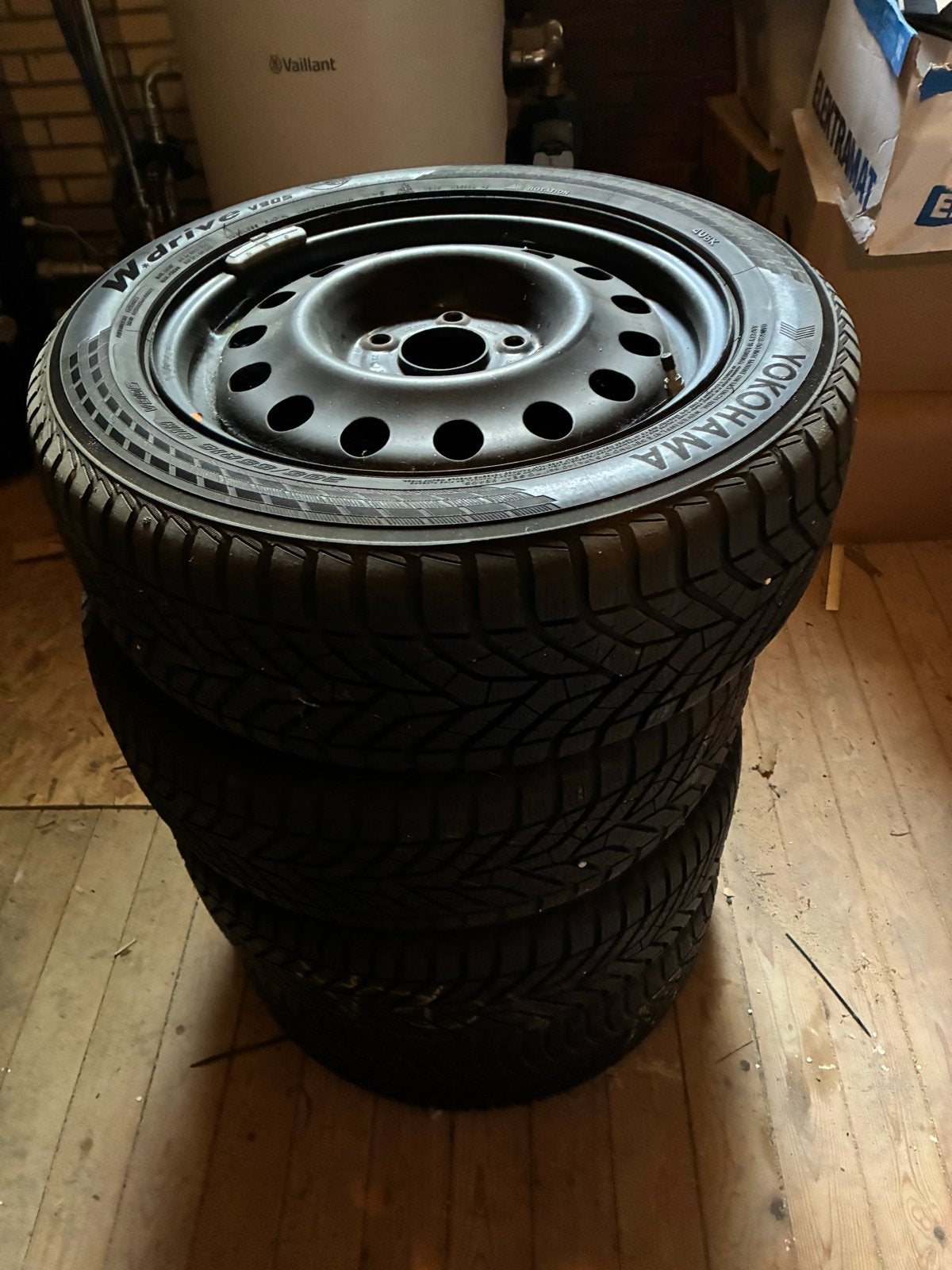 Winterbanden met stalen velgen voor Kia Ceed (205/55R16), Ophalen, Gebruikt, 16 inch, Banden en Velgen