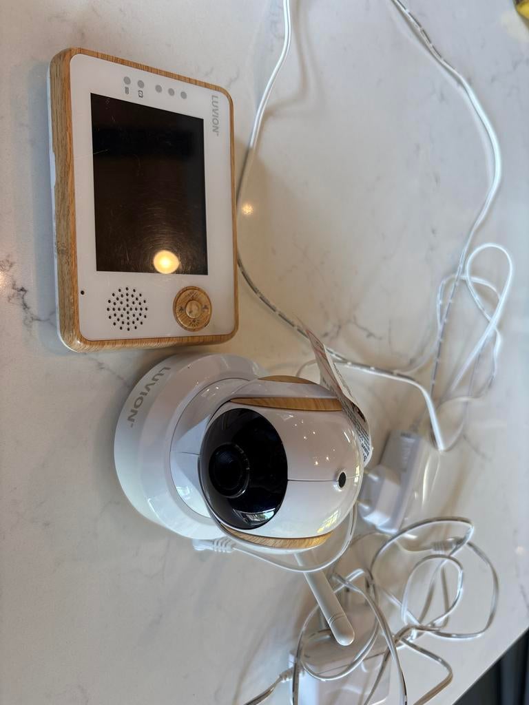 Luvion babyfoon met camera en terugspreekfunctie, Ophalen of Verzenden, Gebruikt, 100 tot 250 meter, Camera