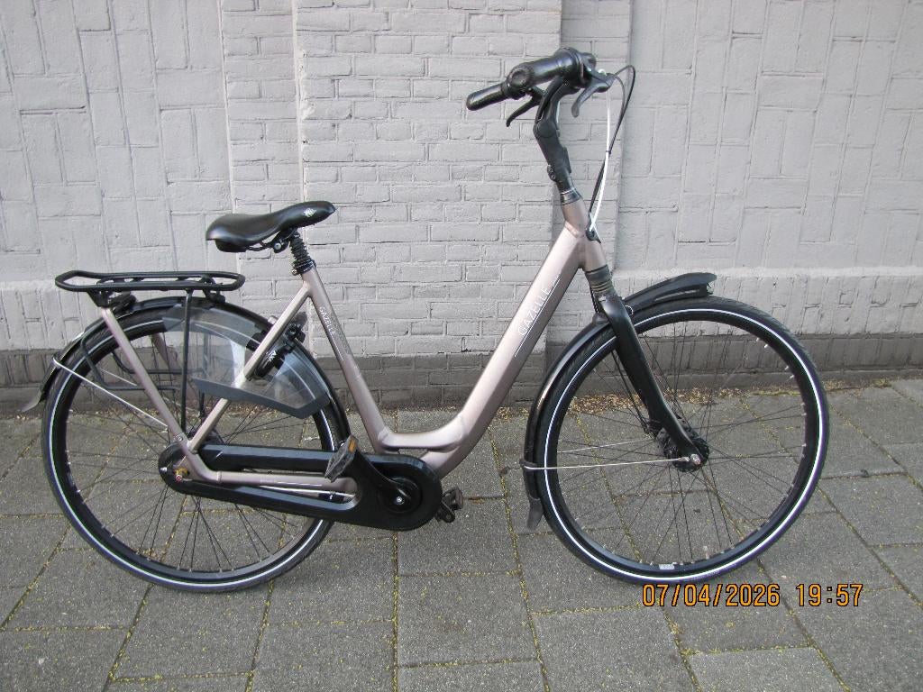 dames fiets in top staat, Fietsen en Brommers, Fietsen | Dames | Damesfietsen, Ophalen, 53 tot 56 cm, Versnellingen, Zo goed als nieuw