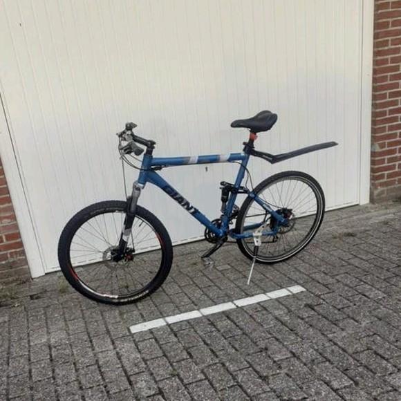 Giant herenfiets 26 inch in prima staat, Fietsen en Brommers, Ophalen, Versnellingen, Giant, Zo goed als nieuw