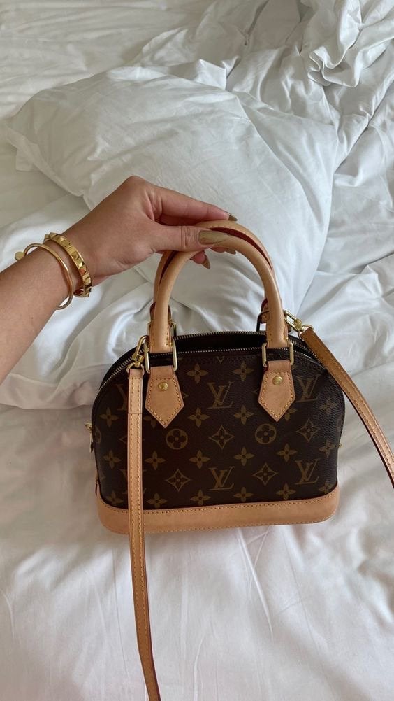 Luxe kleine tas, Sieraden, Tassen en Uiterlijk, Tassen | Damestassen, Ophalen of Verzenden, Zo goed als nieuw, Zwart, Schoudertasje