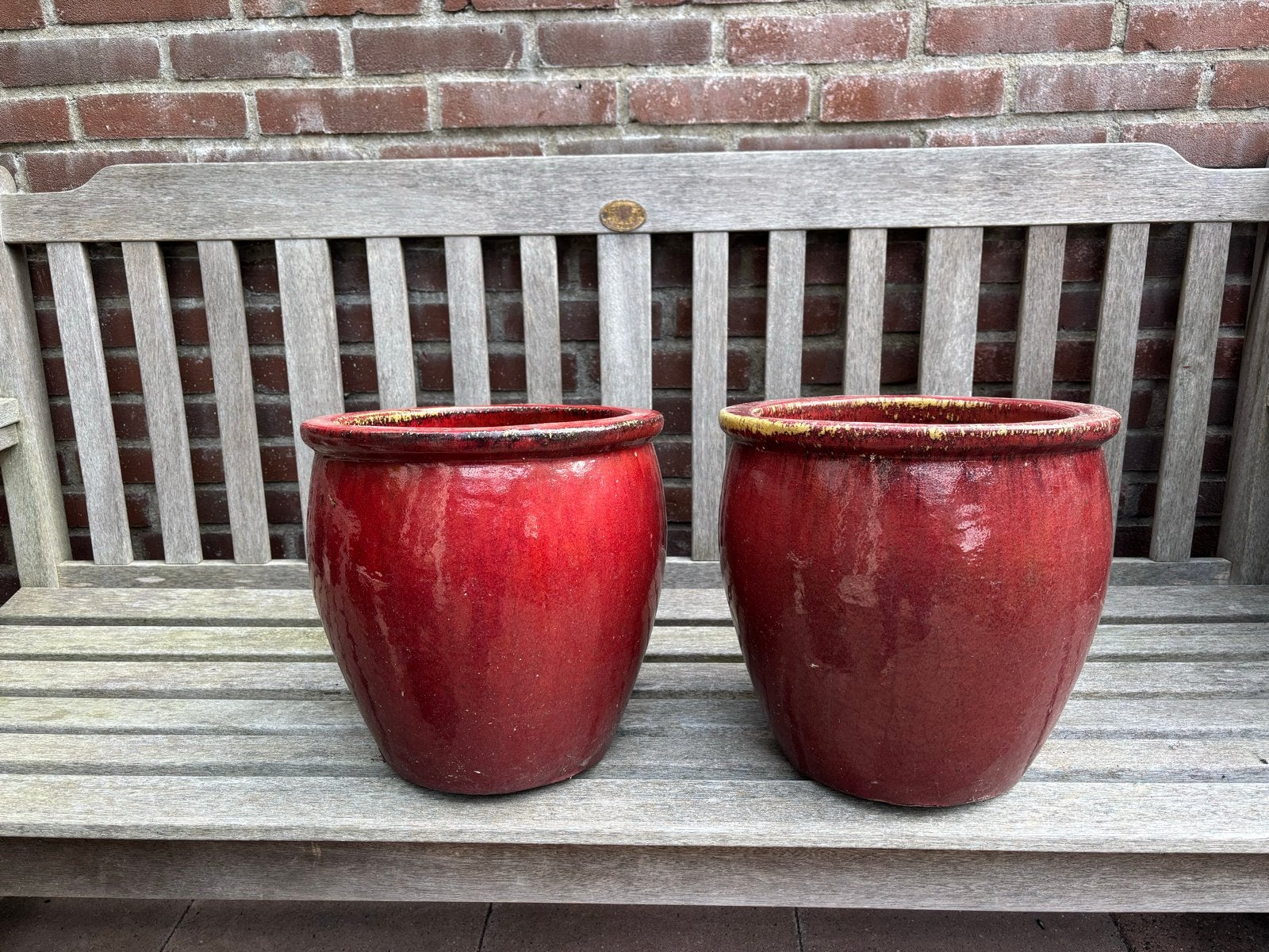 Set van 2 rode aardewerk bloempotten, Gebruikt, Rond, Binnen, Minder dan 40 cm