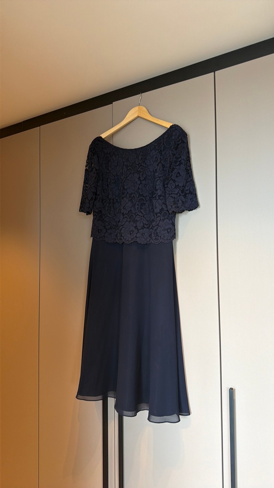 Donkerblauwe japon van het merk Vera Mont, Ophalen, Galajurk, Blauw, Maat 46/48 (XL) of groter
