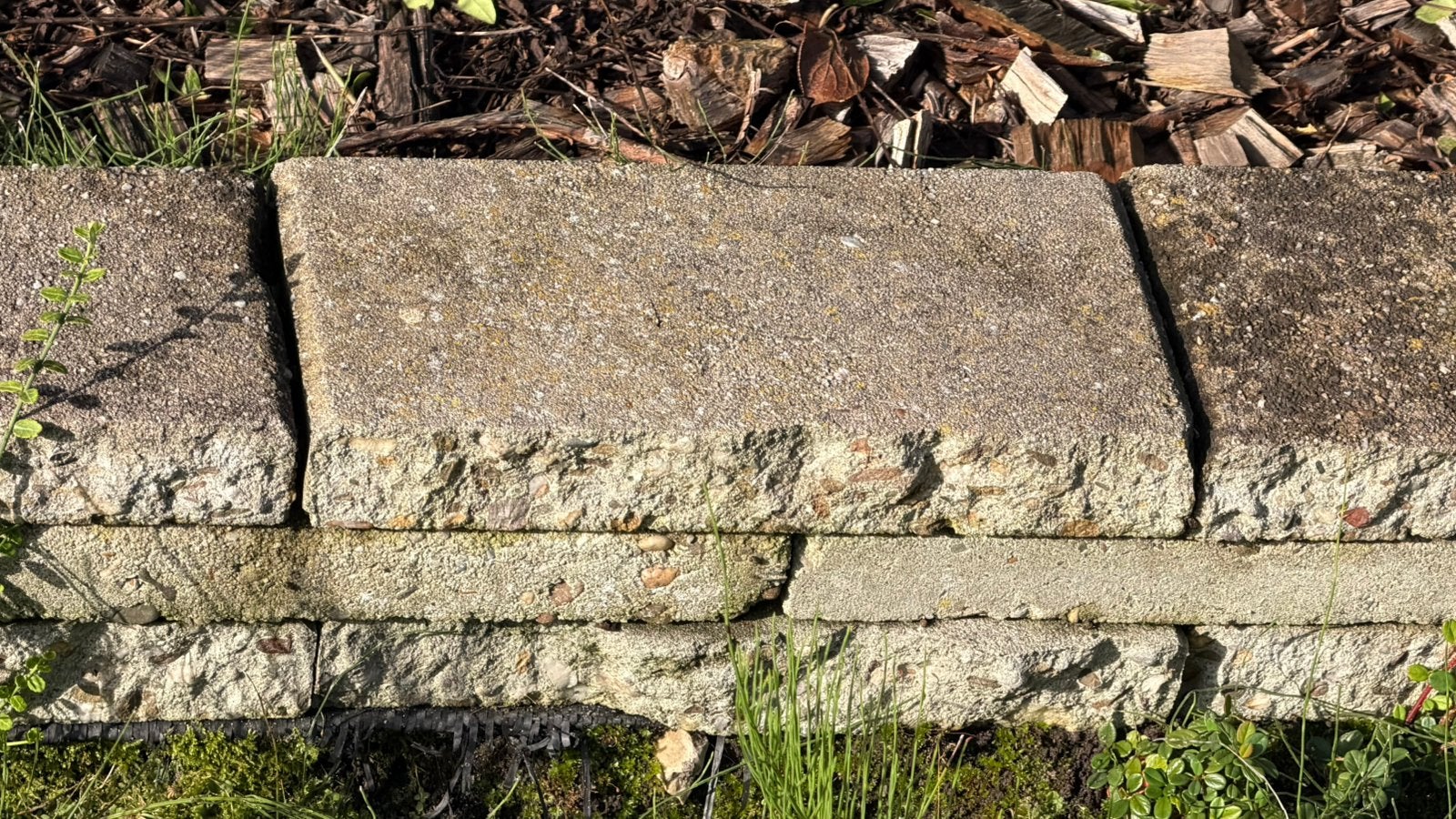 Gratis : Halve 30x30 tegels, Tuin en Terras, Ophalen, Overige materialen, Gebruikt, Overige typen