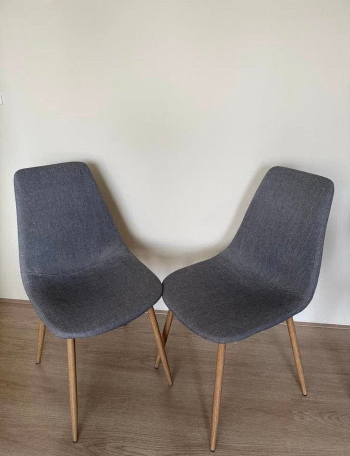 2x Leenbakker Viksmom eetkamerstoelen, Ophalen, Gebruikt, Twee, Stof