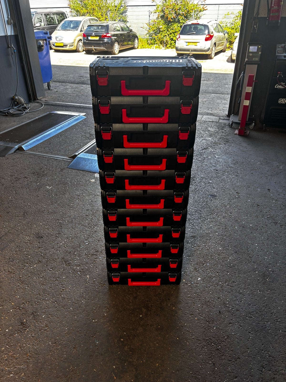 Milwaukee gereedschapskoffers - 11 stuks, leeg, Ophalen of Verzenden, Zo goed als nieuw