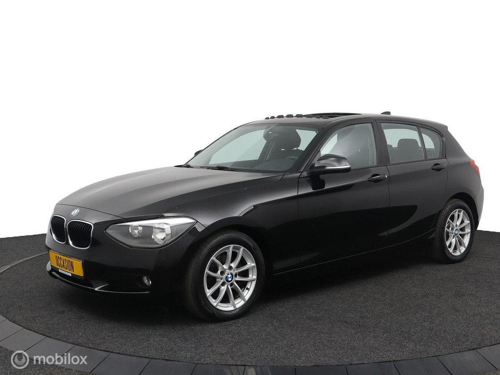 BMW 1-serie 116i Business Urban Cruise Panoramadak PDC, Auto's, BMW, 1-Serie, Euro 5, Gebruikt, 4 cilinders