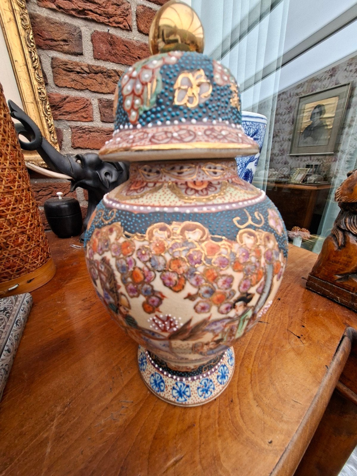 Satsuma dekselpot, Verzenden