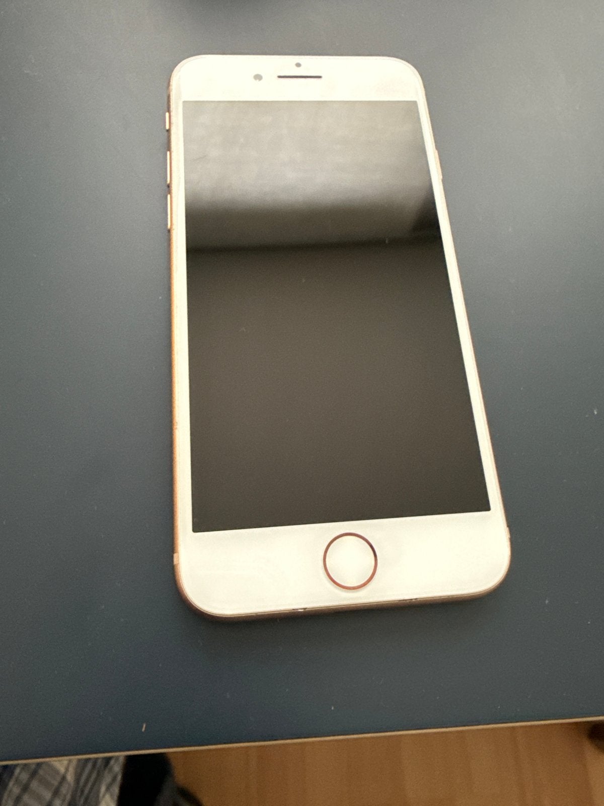 Apple iPhone 8 Goud (64GB) - iCloud Lock / Onderdelen, Ophalen of Verzenden, 64 GB, Niet werkend, Zonder abonnement
